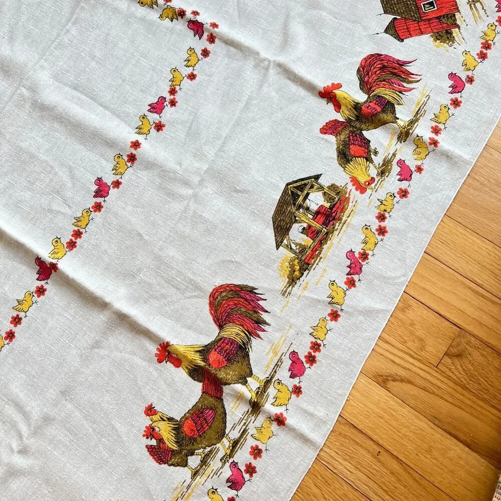 Vintage Farm House Rooster Hens Chickens Tablecloth Rectangular 63